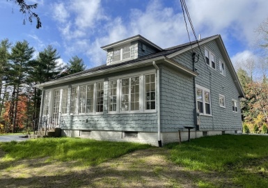 173 Oak St, Foxboro, Massachusetts 02035, 3 Bedrooms Bedrooms, 6 Rooms Rooms,2 BathroomsBathrooms,Residential,For Sale,Oak St,73052191