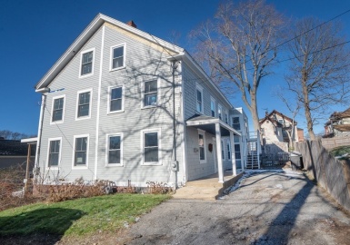 16 Lincoln Ct, Amesbury, Massachusetts 01913, 3 Bedrooms Bedrooms, 8 Rooms Rooms,2 BathroomsBathrooms,Residential,For Sale,None,Lincoln Ct,73064953