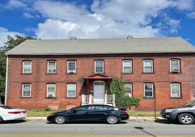 59 West St, Chicopee, Massachusetts 01013, 8 Bedrooms Bedrooms, 16 Rooms Rooms,4 BathroomsBathrooms,Residential Income,For Sale,West St,73037886