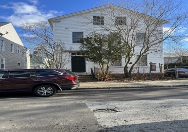 82 Walden St, New Bedford, Massachusetts 02740, 3 Bedrooms Bedrooms, 9 Rooms Rooms,2 BathroomsBathrooms,Residential Income,For Sale,Walden St,73066016