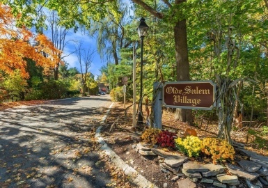 138 Village Post Road, Danvers, Massachusetts 01923, 2 Bedrooms Bedrooms, 5 Rooms Rooms,2 BathroomsBathrooms,Residential,For Sale,Olde Salem Village,Village Post Road,73063619
