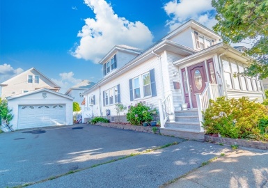 428 Arnold St, New Bedford, Massachusetts 02740, 5 Bedrooms Bedrooms, 8 Rooms Rooms,2 BathroomsBathrooms,Residential,For Sale,Arnold St,73014776