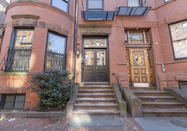 426 Marlborough St., Boston, Massachusetts 02115, 8 Bedrooms Bedrooms, 20 Rooms Rooms,7 BathroomsBathrooms,Residential Income,For Sale,Marlborough St.,73075244