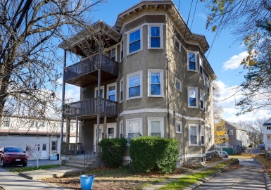 10 Mount Vernon, Arlington, Massachusetts 02474, 9 Bedrooms Bedrooms, 18 Rooms Rooms,3 BathroomsBathrooms,Residential Income,For Sale,Mount Vernon,73061524