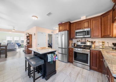 9-11 Glenrose Rd, Boston, Massachusetts 02122, 5 Bedrooms Bedrooms, 13 Rooms Rooms,2.5 BathroomsBathrooms,Residential Income,For Sale,Glenrose Rd,73071846