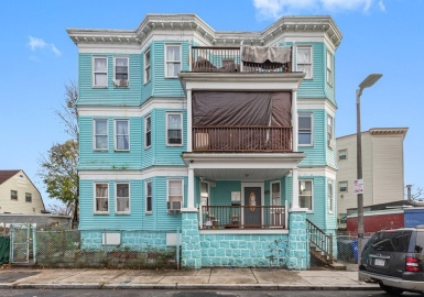 10 Helen Street, Boston, Massachusetts 02124, 9 Bedrooms Bedrooms, 18 Rooms Rooms,3 BathroomsBathrooms,Residential Income,For Sale,Helen Street,73061294