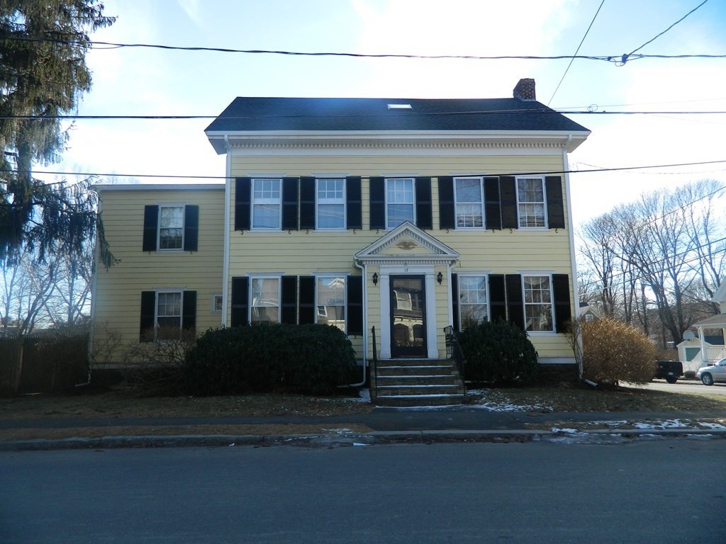 17 Smith St, Marblehead, Massachusetts 01945