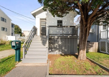 70 Kingsley Rd, Hull, Massachusetts 02045, 1 Bedroom Bedrooms, 4 Rooms Rooms,1 BathroomBathrooms,Residential Lease,For Rent,Kingsley Rd,73067280