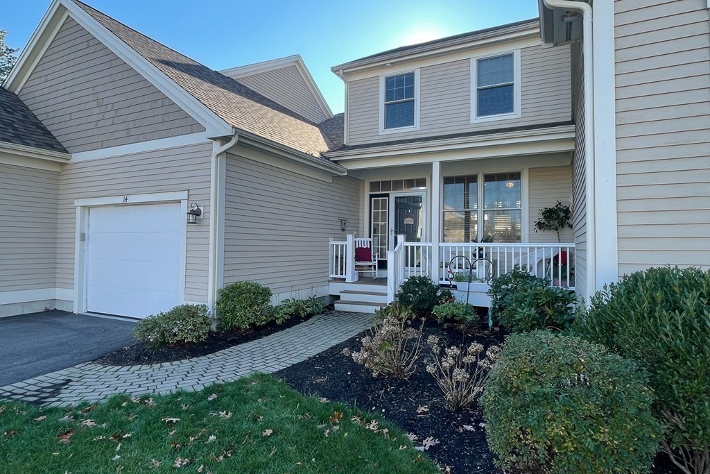 14 Stony Brook Dr, Mashpee, Massachusetts 02649