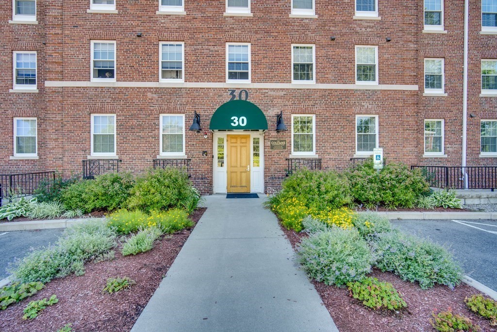 30 Village Hill Road, Northampton, Massachusetts 01060