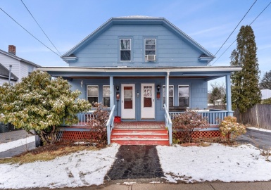 21 Madison St, Amesbury, Massachusetts 01913, 6 Bedrooms Bedrooms, 12 Rooms Rooms,2 BathroomsBathrooms,Residential Income,For Sale,Madison St,73080968