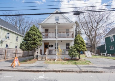 134 Arlington Street, Framingham, Massachusetts 01702, 5 Bedrooms Bedrooms, 10 Rooms Rooms,3 BathroomsBathrooms,Residential Income,For Sale,Arlington Street,72963075