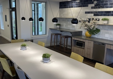 181 Washington St, Boston, Massachusetts 02135, 2 Bedrooms Bedrooms, 5 Rooms Rooms,2 BathroomsBathrooms,Residential Lease,For Rent,Washington St,73059405