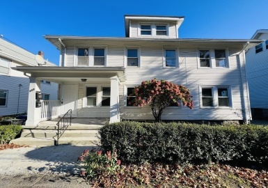 112 Brush Hill Rd, Milton, Massachusetts 02186, 3 Bedrooms Bedrooms, 6 Rooms Rooms,1.5 BathroomsBathrooms,Residential Lease,For Rent,Brush Hill Rd,73064033