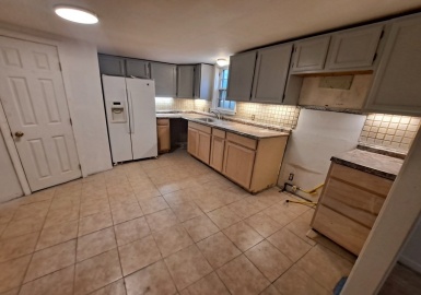 87-89 Prospect St, Woburn, Massachusetts 01801, 3 Bedrooms Bedrooms, 6 Rooms Rooms,1.5 BathroomsBathrooms,Residential Lease,For Rent,Prospect St,73044611
