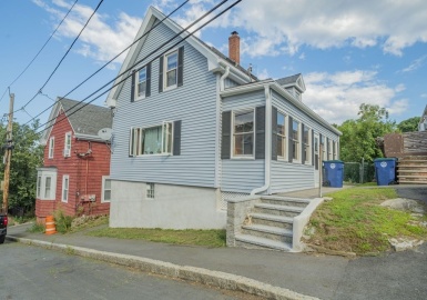 11 Rawlins St, Salem, Massachusetts 01970, 3 Bedrooms Bedrooms, 6 Rooms Rooms,1.5 BathroomsBathrooms,Residential,For Sale,Rawlins St,73029456