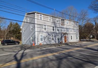 1098 West St, Wrentham, Massachusetts 02093, 2 Bedrooms Bedrooms, 4 Rooms Rooms,1 BathroomBathrooms,Residential Lease,For Rent,West St,73072932