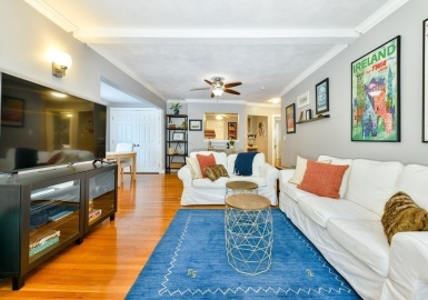 68 Wheatland St, Somerville, Massachusetts 02145, 2 Bedrooms Bedrooms, 6 Rooms Rooms,2 BathroomsBathrooms,Residential Lease,For Rent,Wheatland St,73072167
