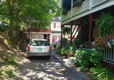 40-42 Jackson St, North Adams, Massachusetts 01247, 7 Bedrooms Bedrooms, 15 Rooms Rooms,3 BathroomsBathrooms,Residential Income,For Sale,Jackson St,73071330
