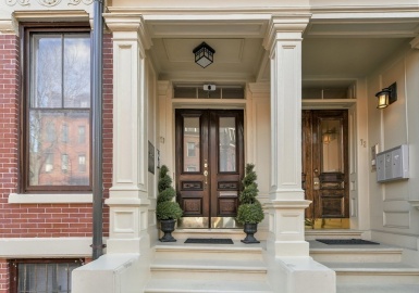 70 Chandler Street, Boston, Massachusetts 02116, 5 Bedrooms Bedrooms, 11 Rooms Rooms,4 BathroomsBathrooms,Residential Income,For Sale,Chandler Street,73080972