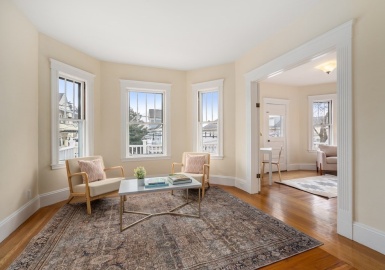 162-164 Langdon Avenue, Watertown, Massachusetts 02472, 4 Bedrooms Bedrooms, 11 Rooms Rooms,2 BathroomsBathrooms,Residential Income,For Sale,Langdon Avenue,73079222