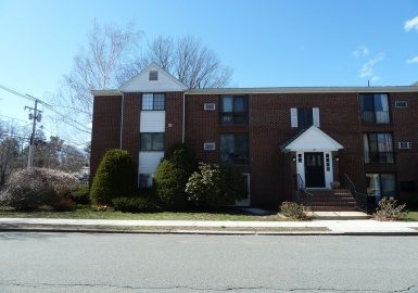 64 Carter St, Newburyport, Massachusetts 01950, 2 Bedrooms Bedrooms, 5 Rooms Rooms,1 BathroomBathrooms,Residential Lease,For Rent,Carter St,73065369