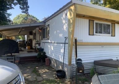 23 Hummingbird Drive, Chicopee, Massachusetts 01020, 2 Bedrooms Bedrooms, 4 Rooms Rooms,1 BathroomBathrooms,Residential,For Sale,Hummingbird Drive,73040044