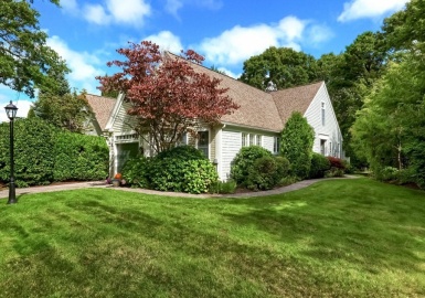 9 Darby Pt, Mashpee, Massachusetts 02649, 2 Bedrooms Bedrooms, 7 Rooms Rooms,2.5 BathroomsBathrooms,Residential,For Sale,Darby Pt,73043101