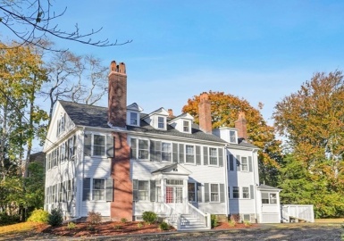 37 Church Green, Taunton, Massachusetts 02780, 4 Bedrooms Bedrooms, 14 Rooms Rooms,3 BathroomsBathrooms,Residential,For Sale,Church Green,73055205