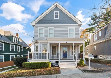 74 Woodlawn St, Lynn, Massachusetts 01904, 5 Bedrooms Bedrooms, 9 Rooms Rooms,3 BathroomsBathrooms,Residential,For Sale,Woodlawn St,73057688
