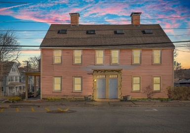 75 Market St, Amesbury, Massachusetts 01913, 2 Bedrooms Bedrooms, 5 Rooms Rooms,1 BathroomBathrooms,Residential,For Sale,Heritage Condominium,Market St,73063363
