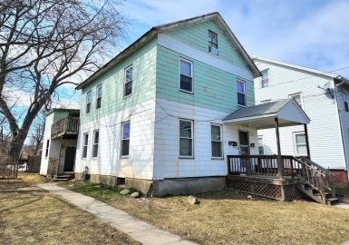 8 Summer St, Easthampton, Massachusetts 01027, 4 Bedrooms Bedrooms, 13 Rooms Rooms,3 BathroomsBathrooms,Residential Income,For Sale,Summer St,73090618
