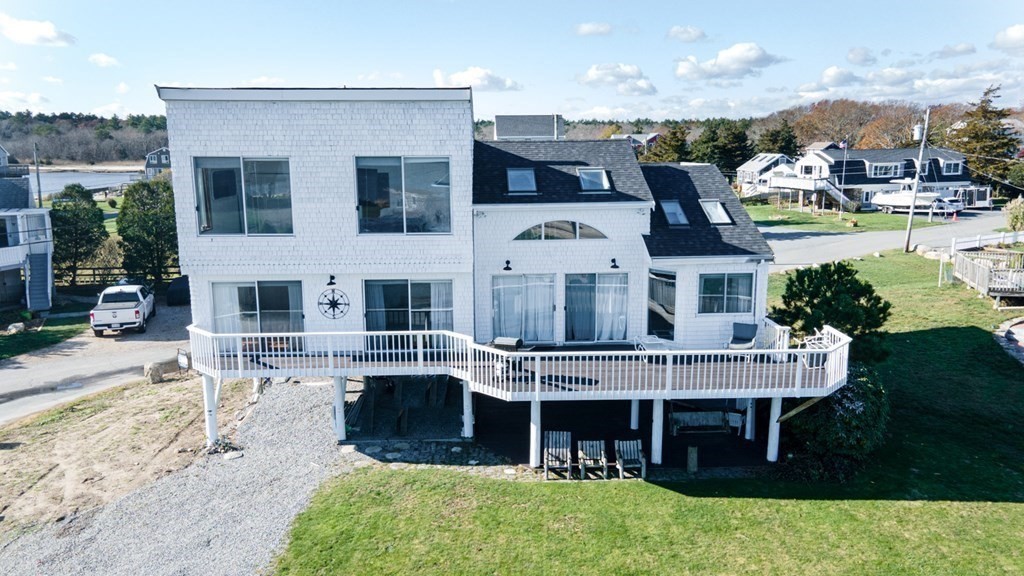 23 Shore Dr, Mattapoisett, Massachusetts 02739