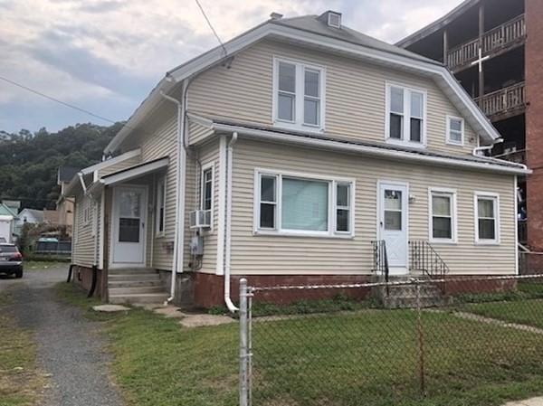 23-25 Vernon St, Holyoke, Massachusetts 01040