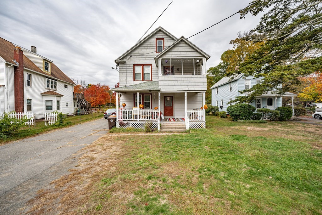 604-606 Springfield St, Agawam, Massachusetts 01030
