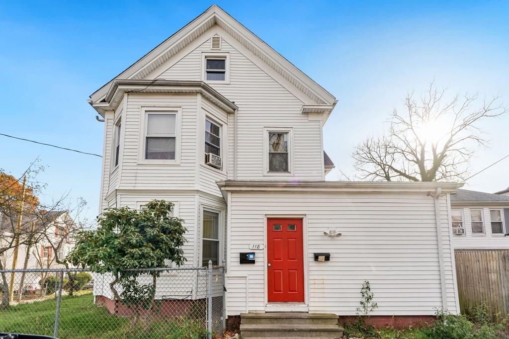 118 Bartlett St, Brockton, Massachusetts 02301