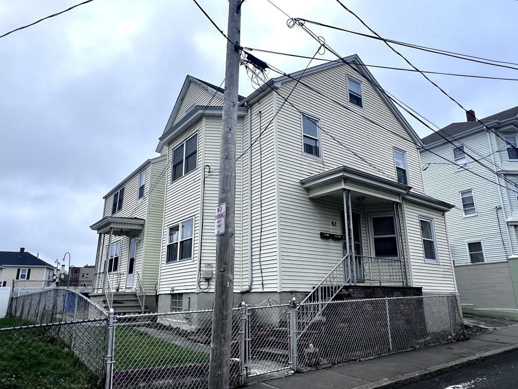63 Brow St, Fall River, Massachusetts 02721
