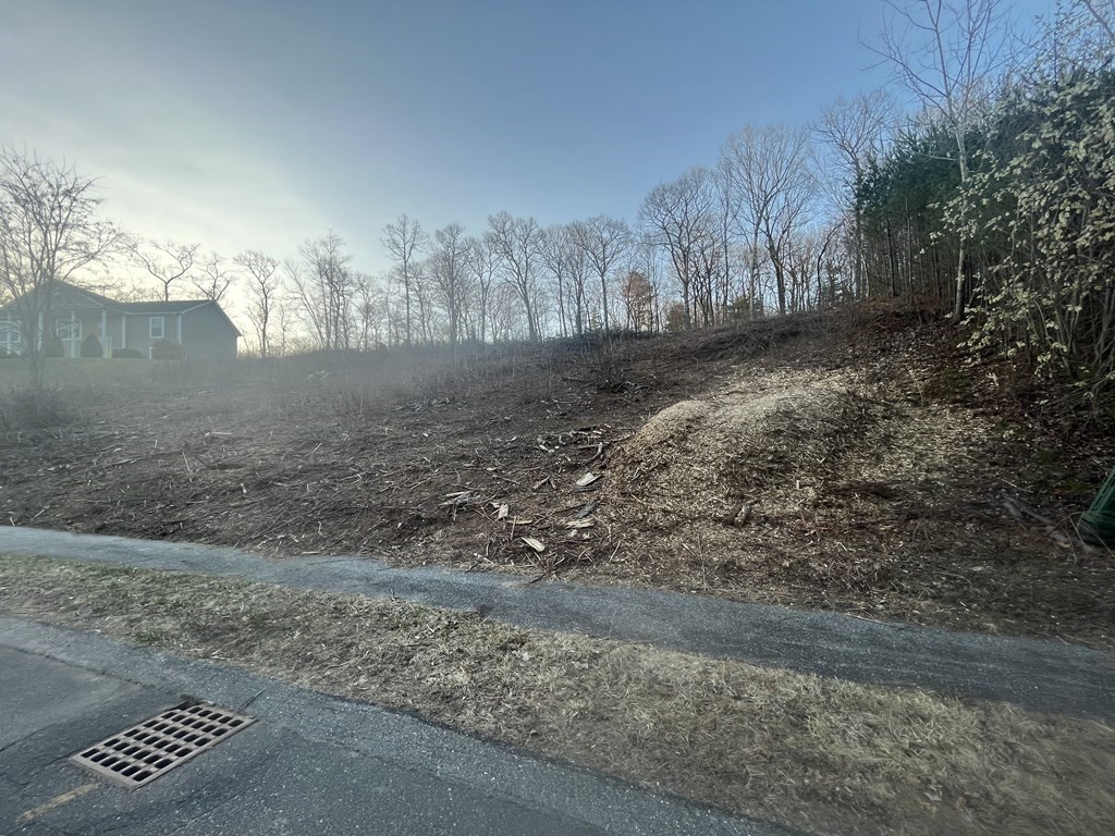 12 Crestview Dr, Belchertown, Massachusetts 01007