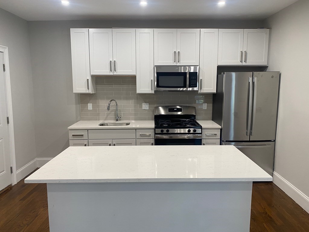 21 Mount Vernon St, Boston, Massachusetts 02125