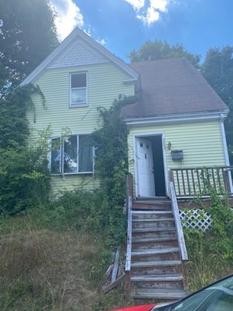 202 Cedar St, Haverhill, Massachusetts 01830