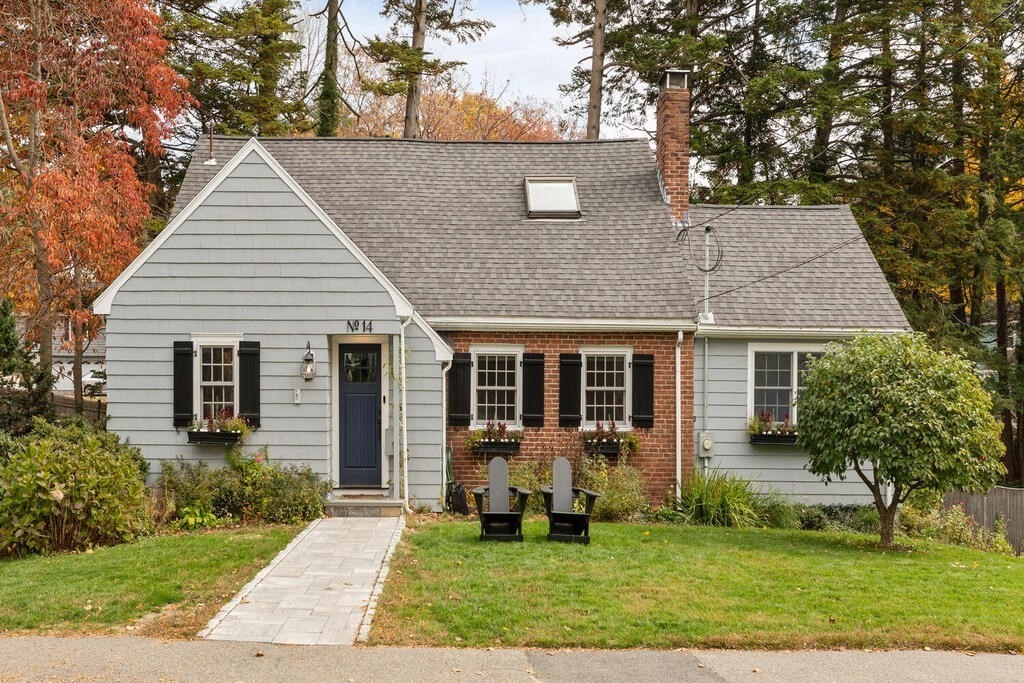 14 Wilshire Park, Needham, Massachusetts 02492