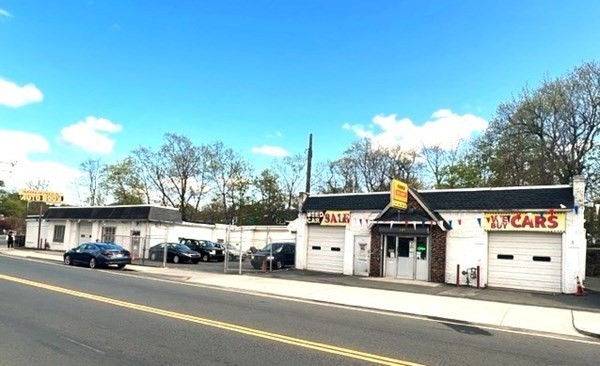 289-291 Mill St, Springfield, Massachusetts 01108