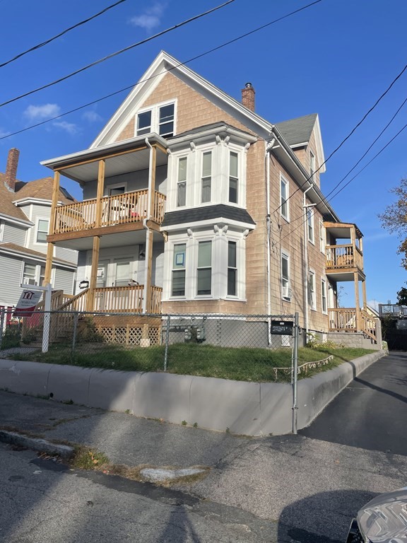 24 2nd St, Brockton, Massachusetts 02301