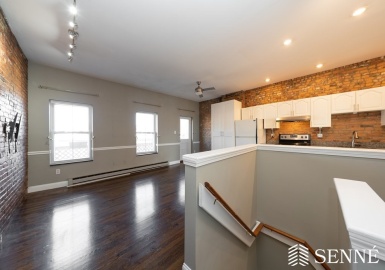 11 Medford, Chelsea, Massachusetts 02150, 1 Bedroom Bedrooms, 3 Rooms Rooms,1 BathroomBathrooms,Residential Lease,For Rent,Medford,73066919