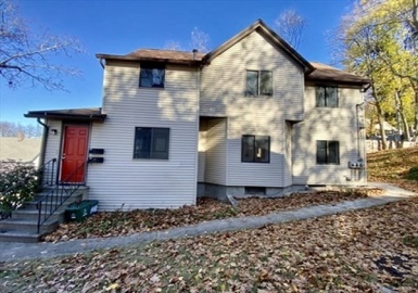 58 Windsor St, Worcester, Massachusetts 01605, 2 Bedrooms Bedrooms, 4 Rooms Rooms,1 BathroomBathrooms,Residential Lease,For Rent,Windsor St,73067018