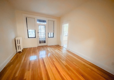 25 Mount Hood Rd., Boston, Massachusetts 02135, 2 Bedrooms Bedrooms, 5 Rooms Rooms,1 BathroomBathrooms,Residential Lease,For Rent,Mount Hood Rd.,73066738
