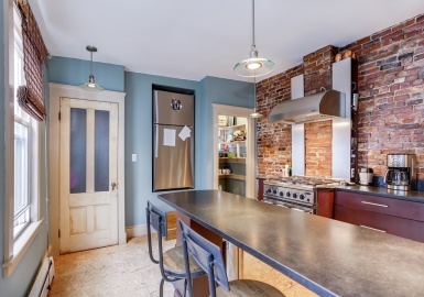 458 E 7th St, Boston, Massachusetts 02127, 2 Bedrooms Bedrooms, 4 Rooms Rooms,1 BathroomBathrooms,Residential Lease,For Rent,E 7th St,73061145