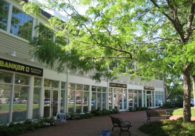 10 South Main Street, Topsfield, Massachusetts 01983, ,Commercial Lease,For Rent,South Main Street,73087946
