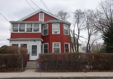 42-44 Russell St, Malden, Massachusetts 02148, 6 Bedrooms Bedrooms, 12 Rooms Rooms,2 BathroomsBathrooms,Residential Income,For Sale,Russell St,73084451