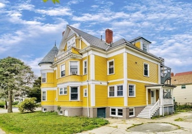 203 Summer St, Malden, Massachusetts 02148, 10 Bedrooms Bedrooms, 18 Rooms Rooms,6.5 BathroomsBathrooms,Residential Income,For Sale,Summer St,73040127
